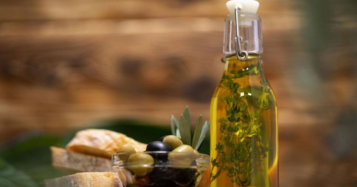 زيت الزيتون للعناية بجمالك