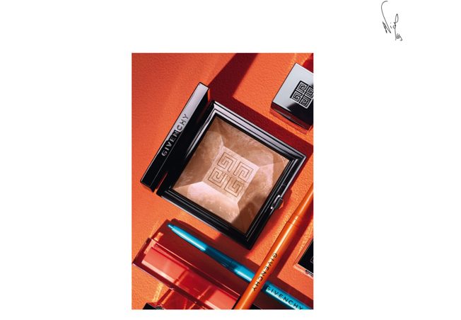 بودرة Healthy Glow Powderلتعزيز الإشراق الطبيعي