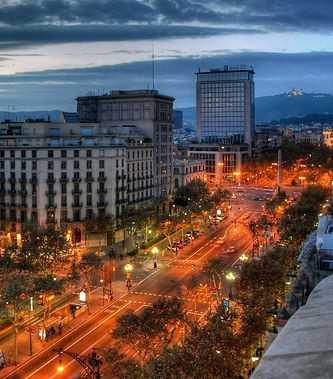 برشلونة