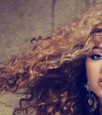 مكياج العيون القوي بالتقنيات الساحرة