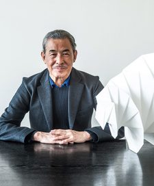 كل ما تريدين معرفته من اخبار ومعلومات وصور ووثائق عن Issey Miyake
