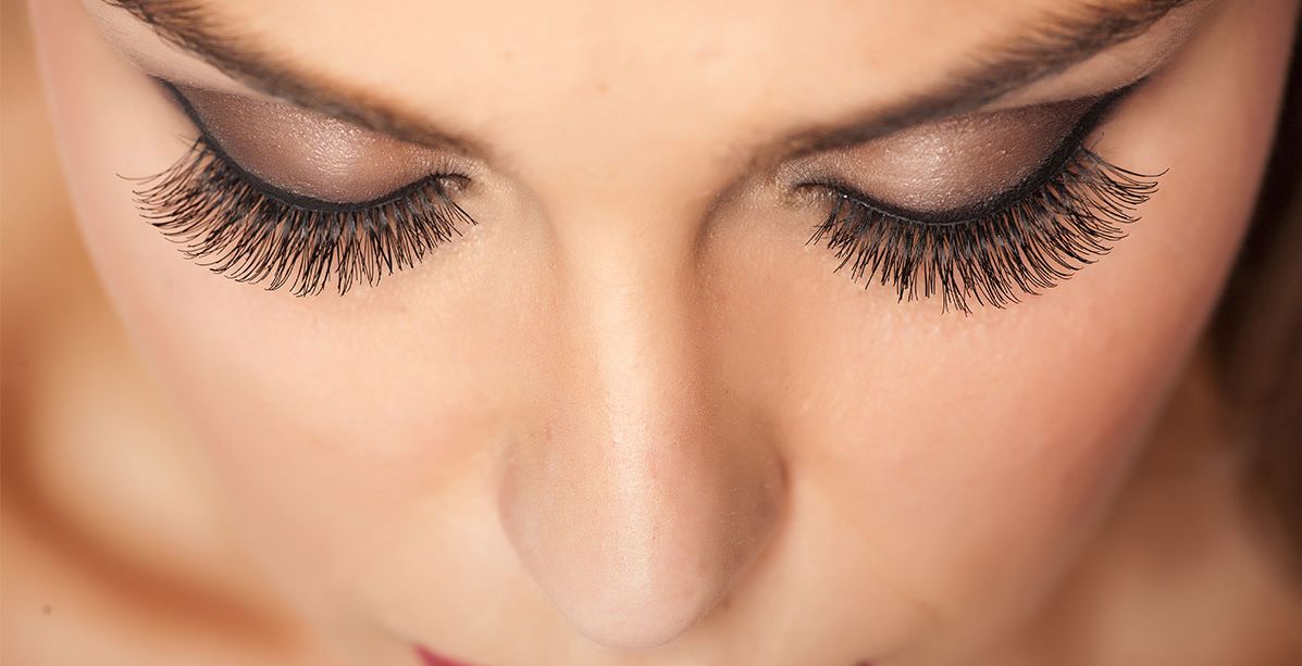 اكتشفي حيلة الكونسيلر لتكثيف الرموش في لحظات!