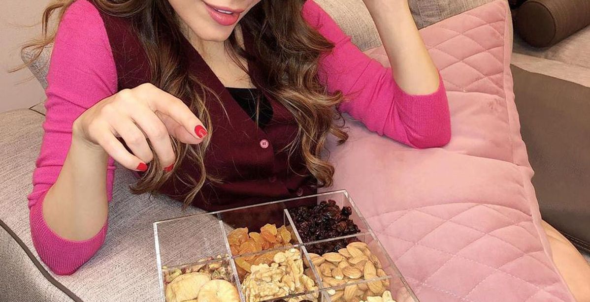 أطعمة غنيّة بالدهون تعشقها انحف النجمات