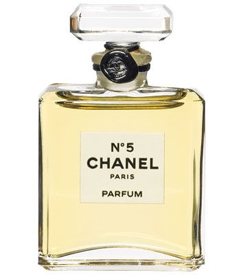 عطر NO. 5 الأيقوني الأوّل 