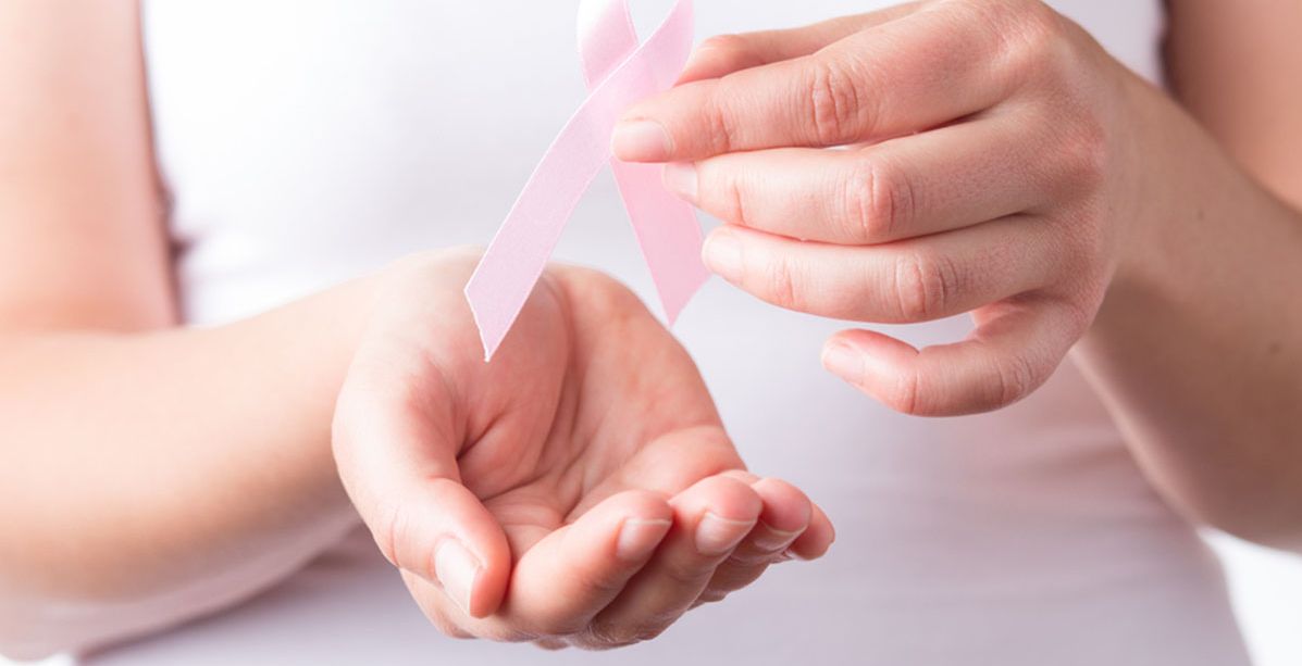 إليك النساء الأكثر عرضة للإصابة بسرطان الثدي..