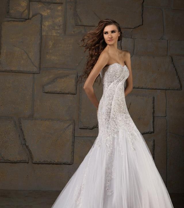 فساتين زواجات من مجموعة ميراي داغر