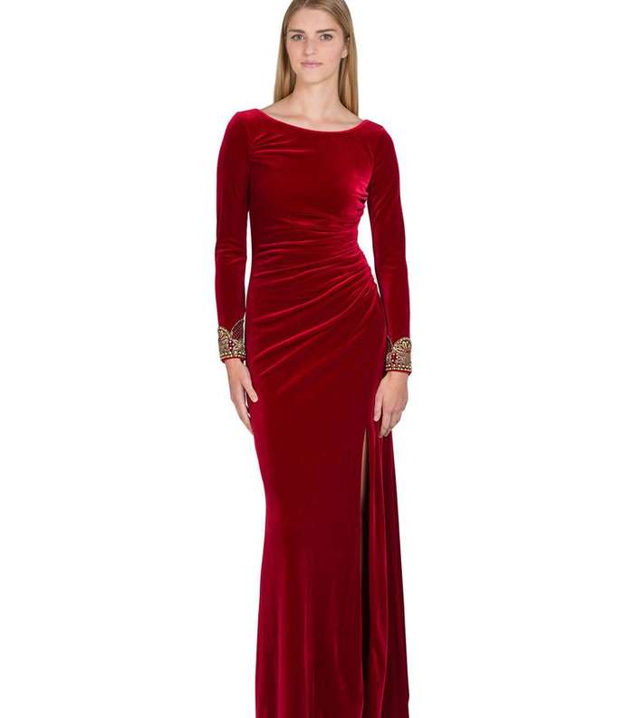 صور اروع فستان مخمل طويل