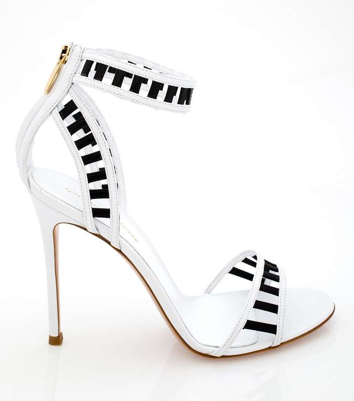 اختاري لربيع 2013 اجمل الأحذية من Level Shoe District