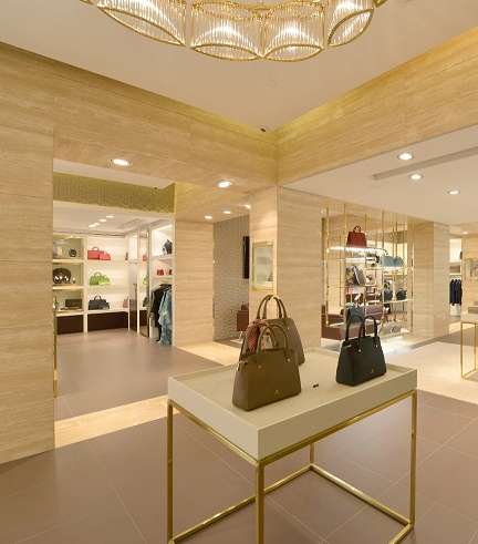 تعرفي على التصميم الداخلي لمتجر علامة اغنر الجديد في مول الفيصلية في الرياض