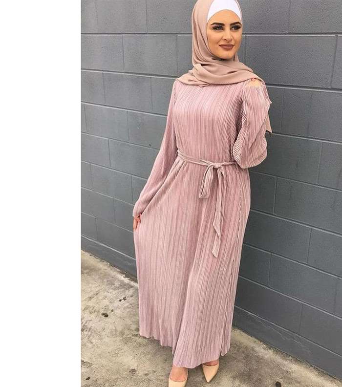 فساتين بليسيه طويلة