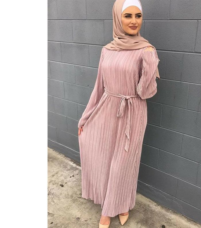 فساتين بليسيه طويلة