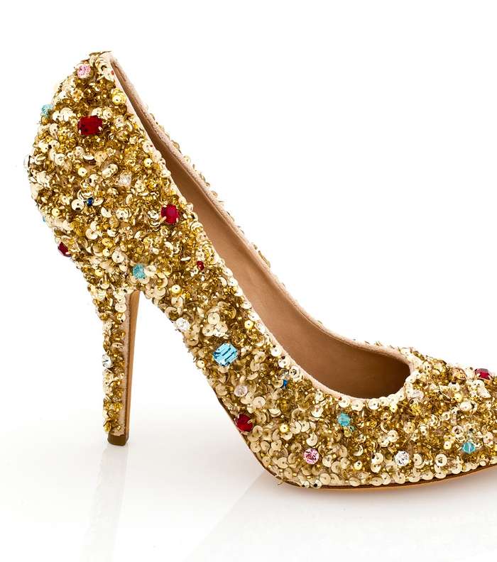 حذاء من الترتر بماركة Celine