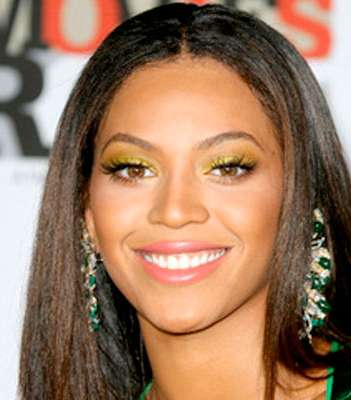 ماكياج الألوان الجريئة