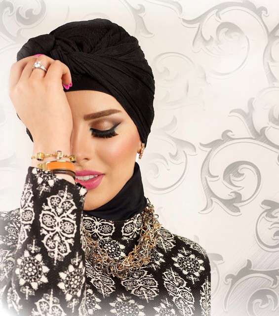 المكياج الفخم مع أحمر الشفاه