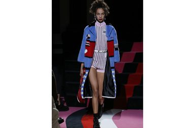 اكتشفي ازياء Miu Miu من مجموعة Resort 2018
