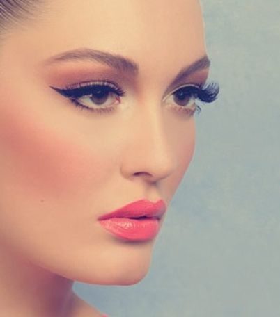 أصول المكياج البرتقالي لإطلالة صيفية مميّزة