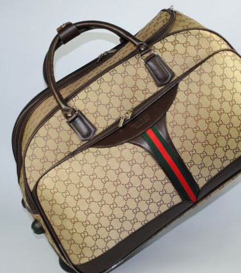 صور اجمل شنط سفر ماركات