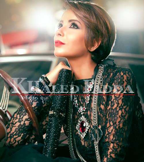 منى زكي في جلسة تصويرية جريئة