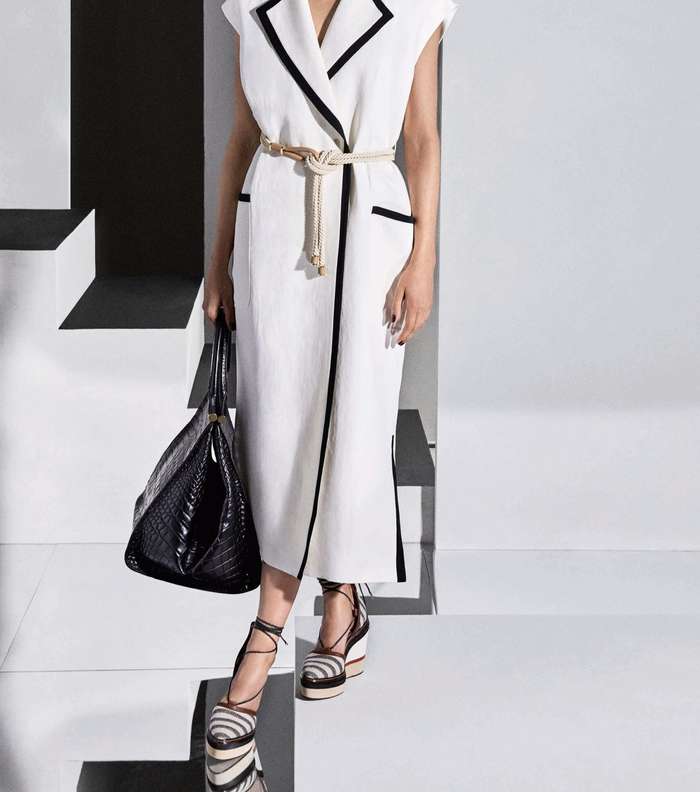 الجيليه الطويلة باسلوب الفستان من ماكس مارا MaxMara