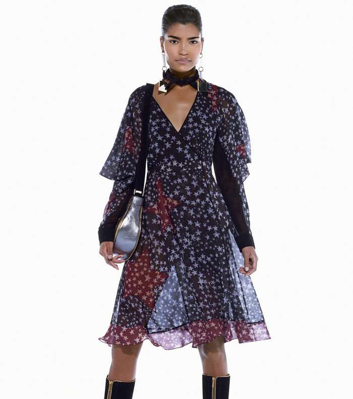 موضة الفستان المطبع بالنجوم بالاسلوب البوهيمي