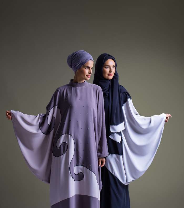 اكتشفي عبايات حناين بالتعاون مع سواروفسكي التي اطلقت لشهر رمضان