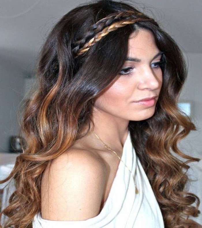 صور اجمل تسريحات للشعر المموج الطويل