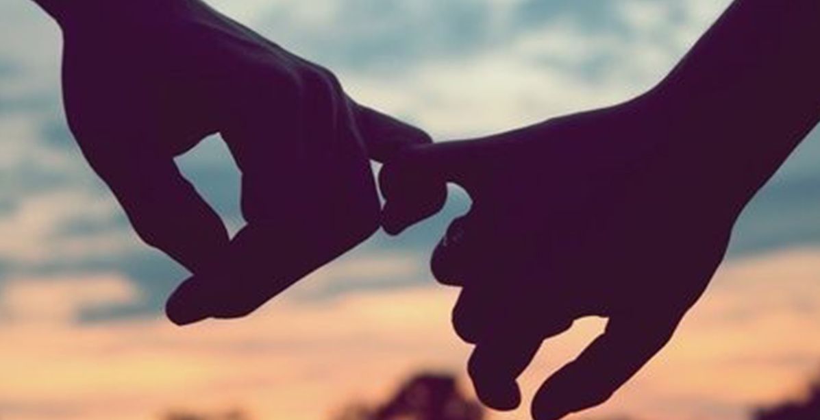 لأن الحب يتخطى كل الحدود، امرأة في الـ72 تزوجت مراهقاً من عمر أحفادها!