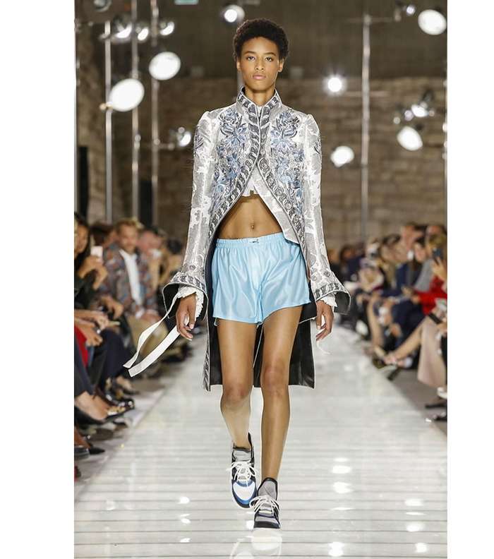 من اسبوع الموضة الباريسي، اليك مجموعة علامة لويس فويتون الجديدة لصيف 2018