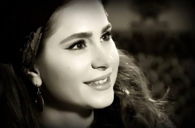 كل ما تريدين معرفته من اخبار ومعلومات وصور ووثائق عن ديمة قندلفت