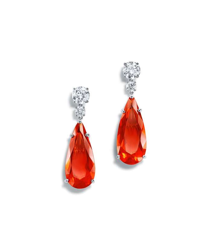 اقراط رائعة من تيفاني اند كو لاطلالة انيقة في شهر رمضان المبارك