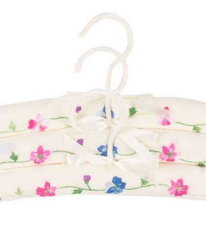 علاقات ملابس من Zara Home