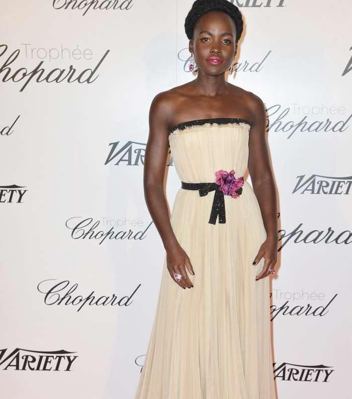 لوبيتا نيونغو بفستان من غوتشي في مهرجان كان السينمائي 2015