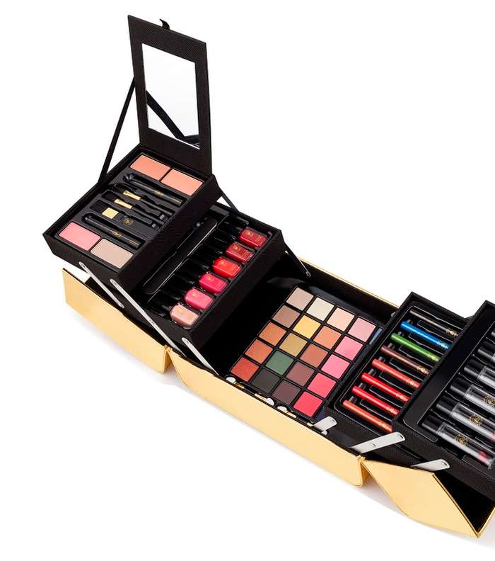 مجموعة Beauty Treasures من Mikyajy