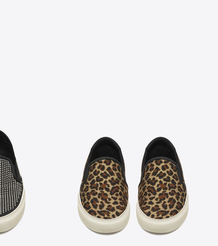 موضة الـ Slip on الكاجوال