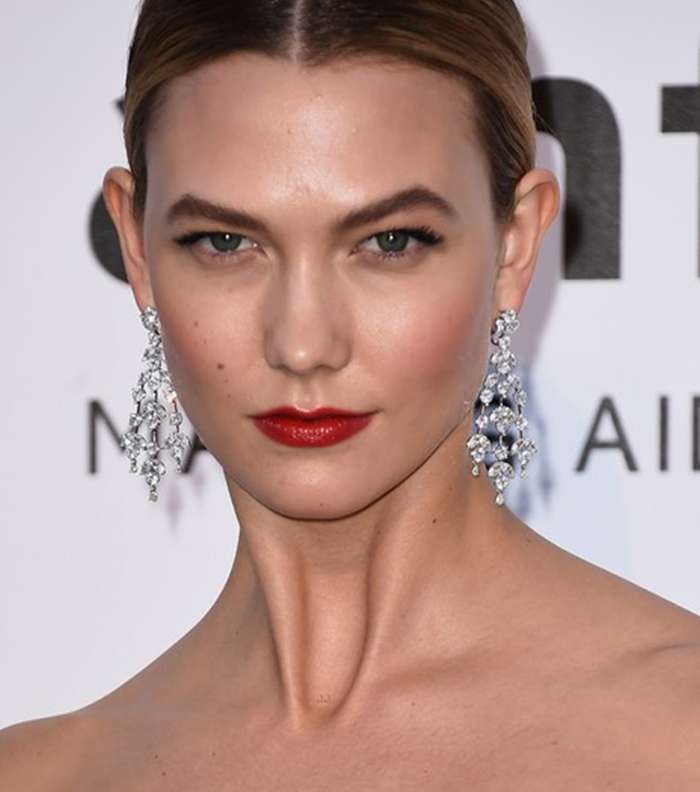 بالصور، صيحات ماكياج وشعر النجمات في حفل 2016 amFAR Gala