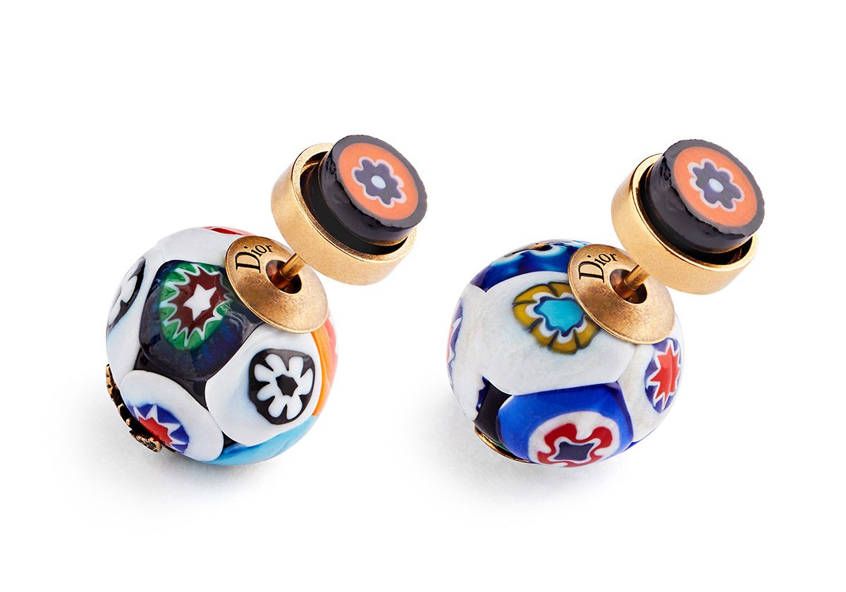 اقراط مميزة من ديور من مجموعة D-MURRINE