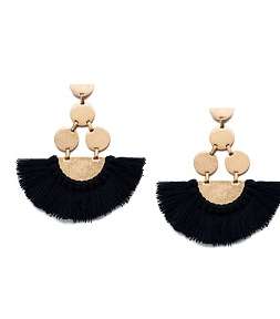 تعرفي على آخر صيحات الموضة لخريف وشتاء 2015-2016