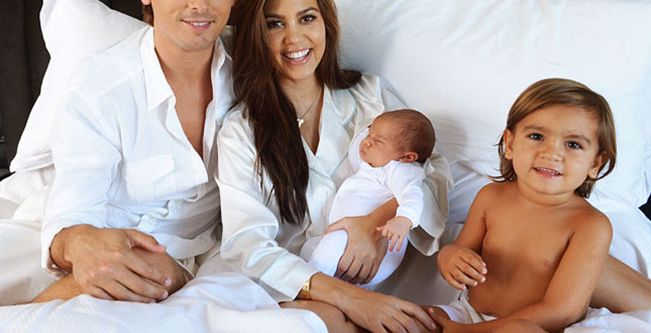 كورتني كاردشيان حامل