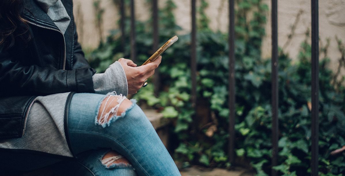 حيلة تسمح لك بالاستماع الى الرسائل الصوتية عبر واتساب من دون معرفة المرسل