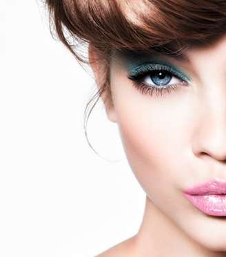 مكياج ملوّن لمناسبات النهار