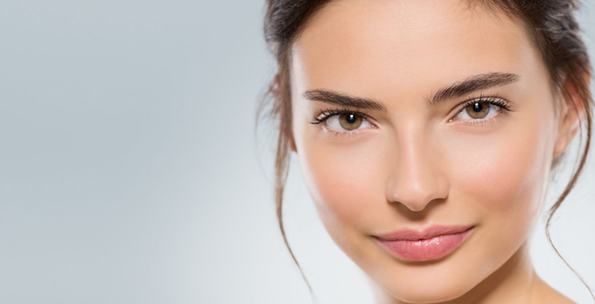 أساليب جديدة وفعّالة جداً لإخفاء الهالات السوداء تحت العينين