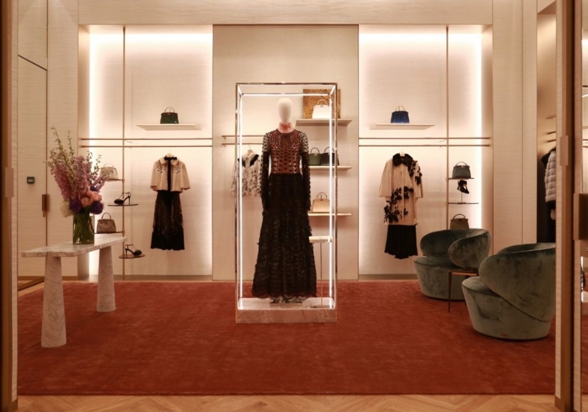 اكتشفي تفاصيل عن بوتيك Fendi الجديد في دبي مول