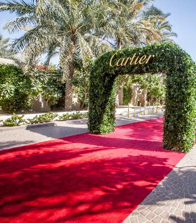 كارتير تحتفل بحفلها السنوي لسباق الخيل