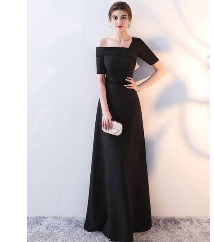 صور فساتين ناعمة طويلة