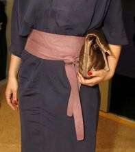 belt-Natalie-Portman-5-8-7-2011