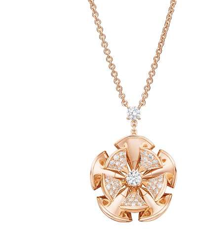 اكتشفي مجموعة مجوهرات مميزة من تصميم علامة بولغري