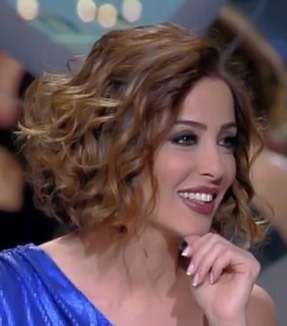 الكاريه المجعّد في إحدى إطلالاتها في برنامج