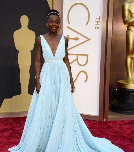 لوبيتا نوينجو خلال حفل الأوسكار 2014