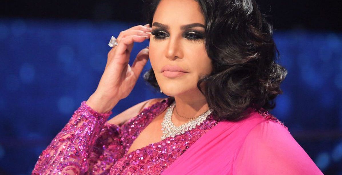 بالفيديو: شاهدي كيف بدت بشرة أحلام من دون مستحضرات التجميل!