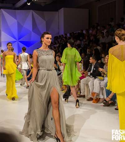 عرض أزياء راني زاخم ضمن Fashion forward
